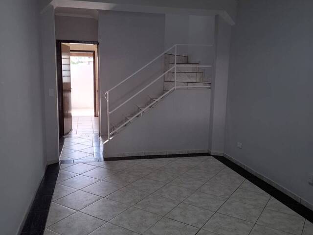 #35 - Casa para Venda em Taboão da Serra - SP
